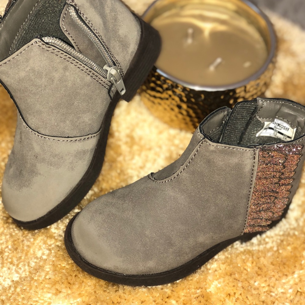 Oshkosh B’gosh toddler booties